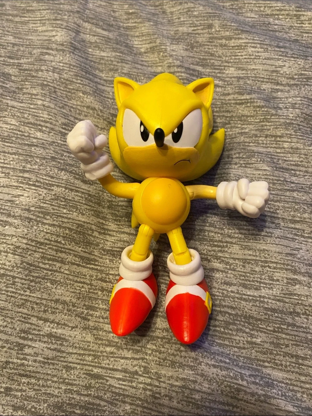 Sonic the Hedgehog Classic “Super Sonic” Figure Jazwares 3 Inch